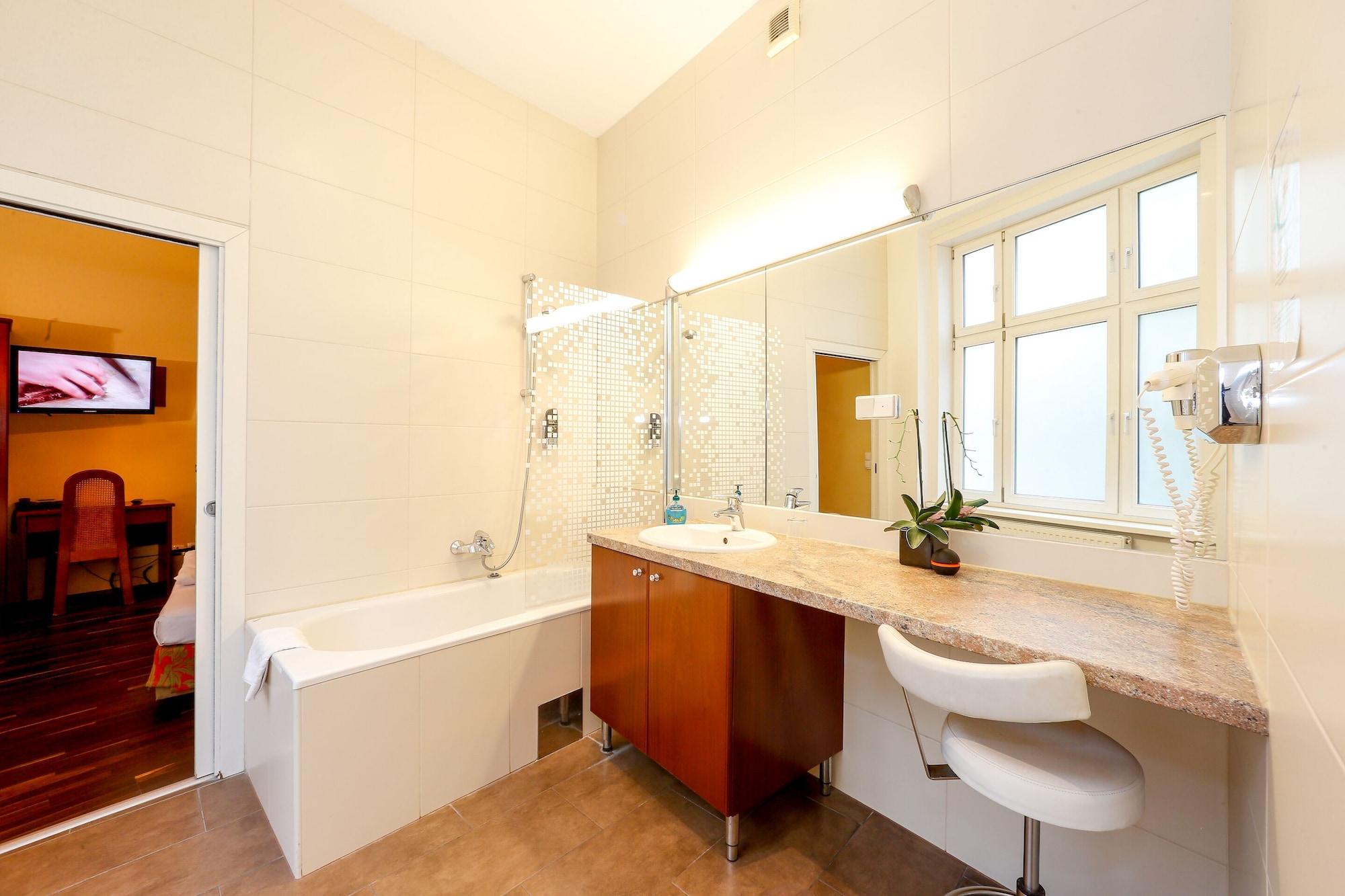 Timeout City Hotel, 5 Min To City Center, Self Check In Viena Exterior foto